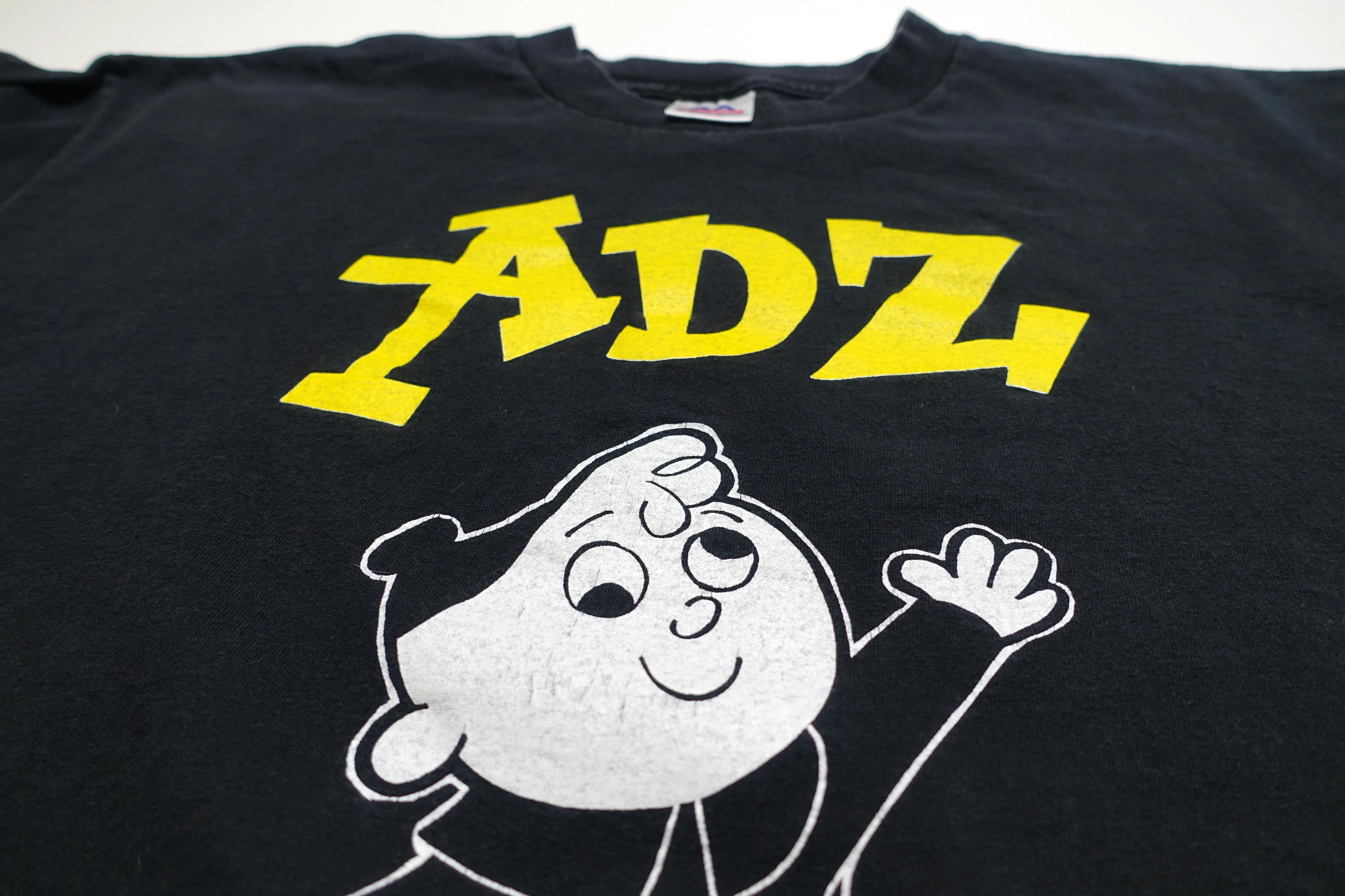 ADZ - Kid With Googly Eyes 90's Era Tour Shirt Size XL