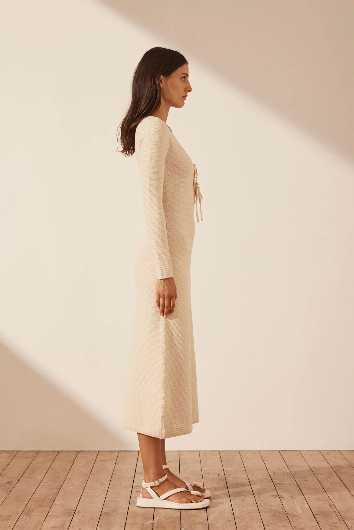 EVE LONG SLEEVE KEYHOLE MIDI DRESS - BONE