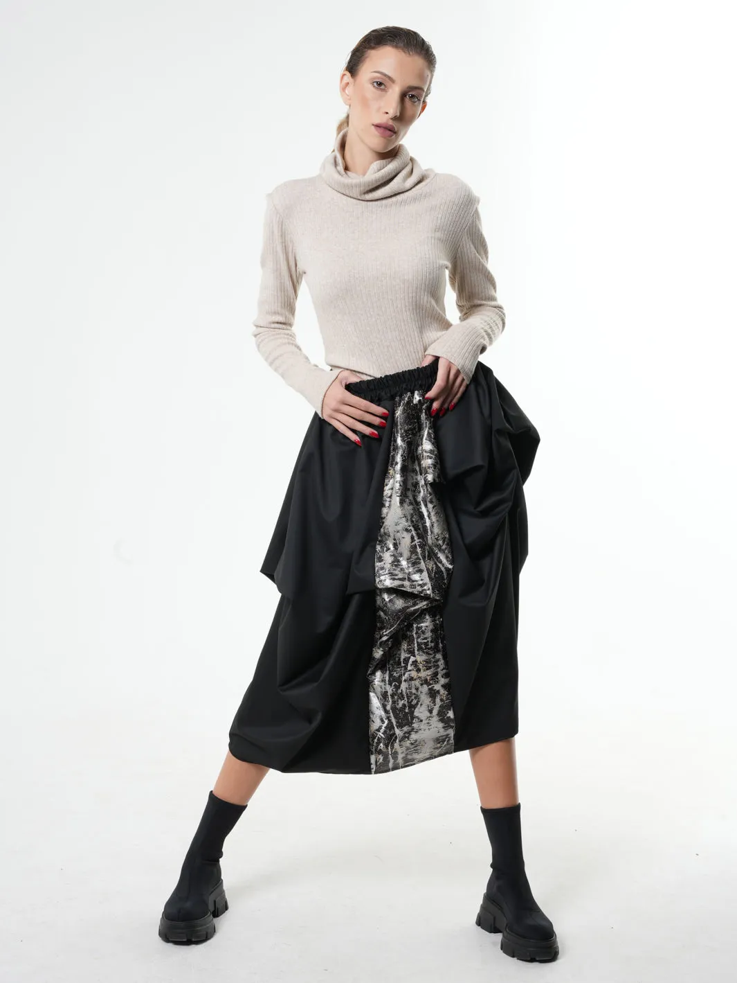 Extravagant Elastic Waist Skirt