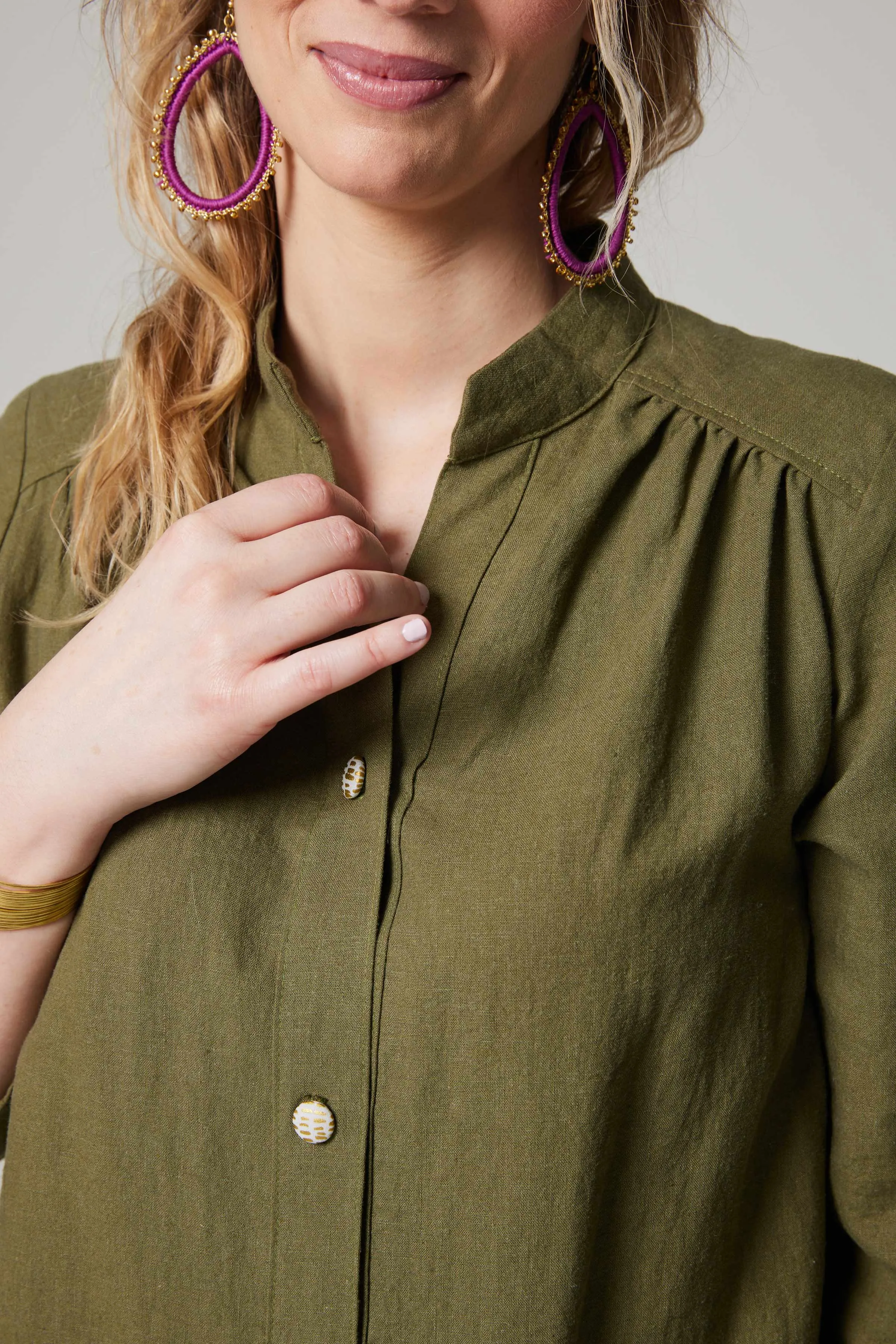 Linen Artist's Blouse - Khaki
