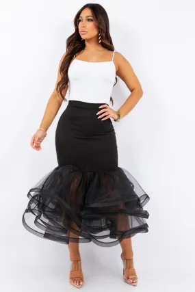 Chic Ruffle Hem Skirt with Elegant Detailing